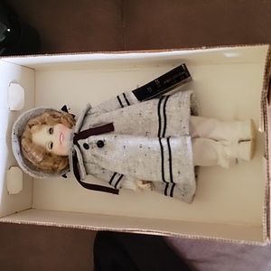 Ideal 11" Shirley Temple Dimples Porcelain Doll NWT 1983